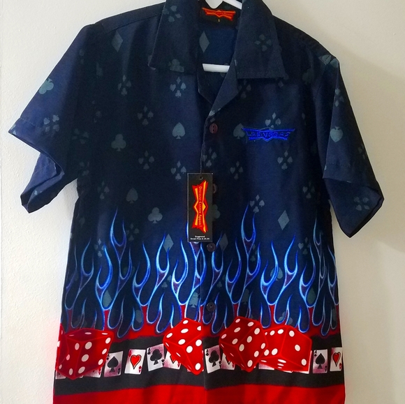 NEW Awesome button down kids top. Las Vegas themed - Picture 1 of 8